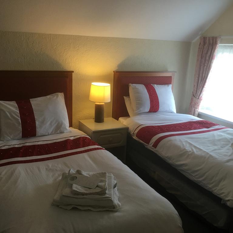 Bed & Breakfast Famille - Famille Group 3*