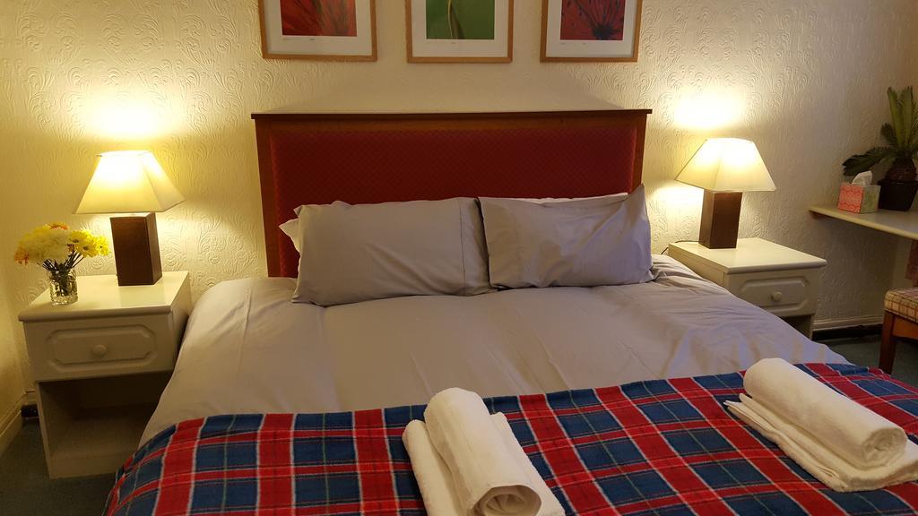 Bed & Breakfast Famille - Famille Group Blackpool