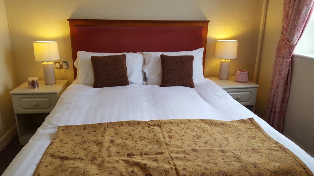 Bed & Breakfast Famille - Famille Group 3*