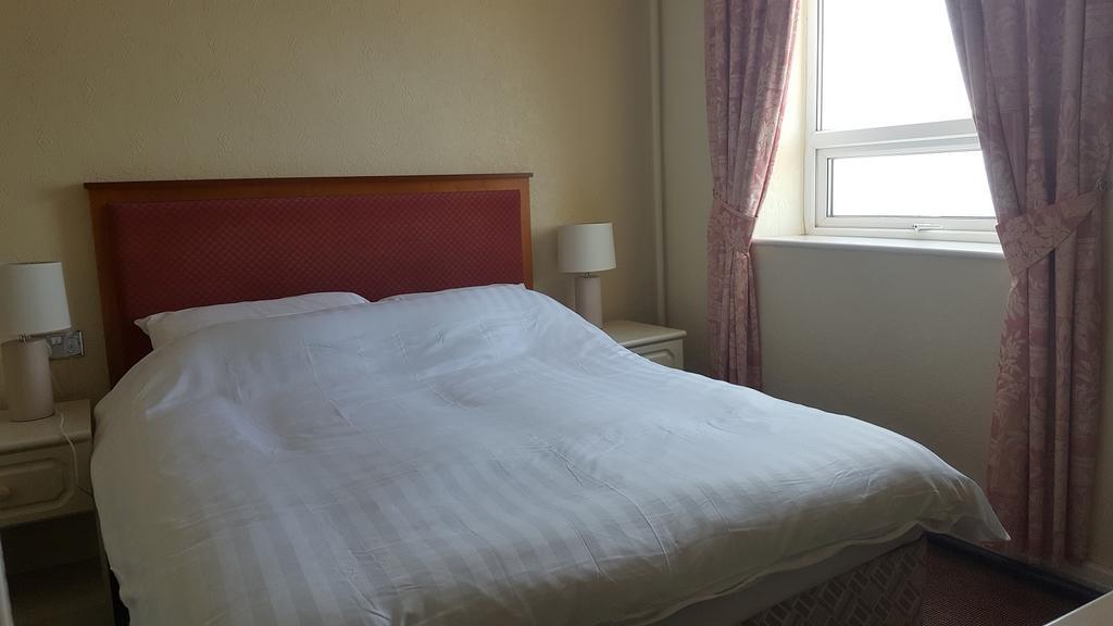 Famille - Famille Group Bed & Breakfast Blackpool