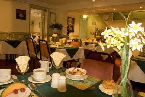 Bed & Breakfast Famille - Famille Group