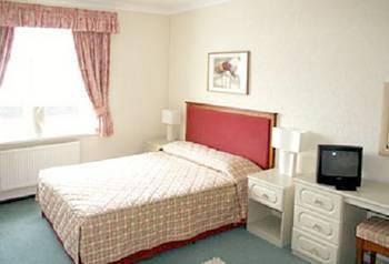 Famille - Famille Group 3* Blackpool