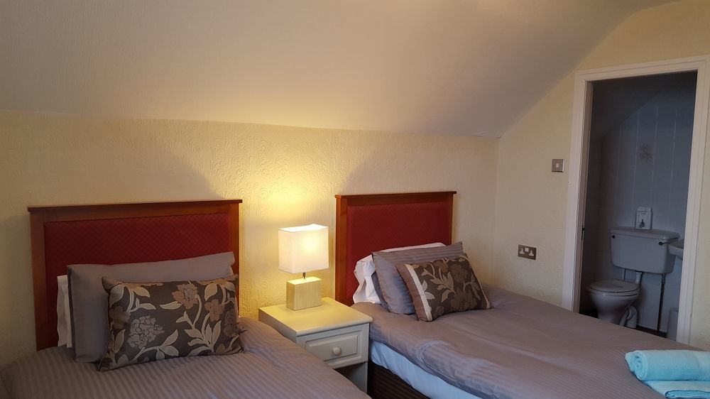 Famille - Famille Group Bed & Breakfast